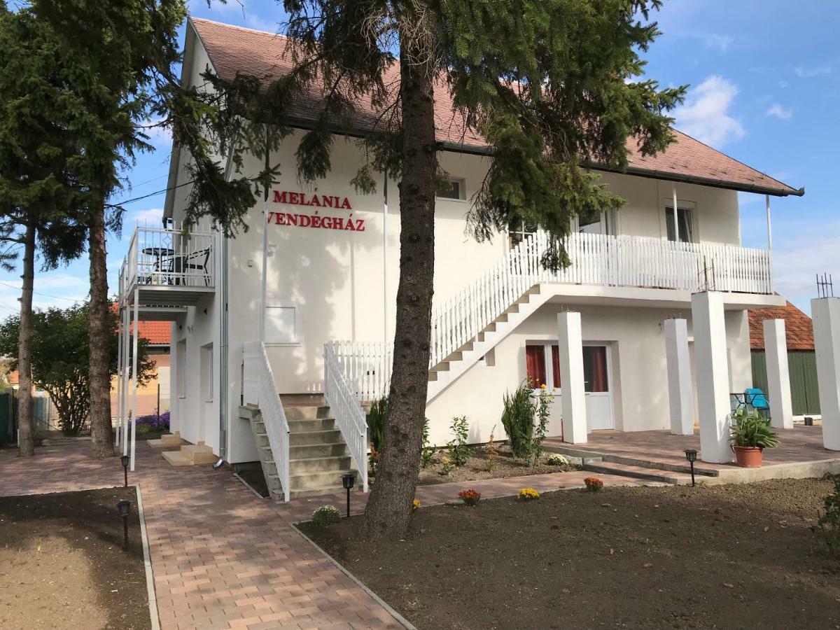 Melánia Vendégház Balatonfőkajár Exterior foto